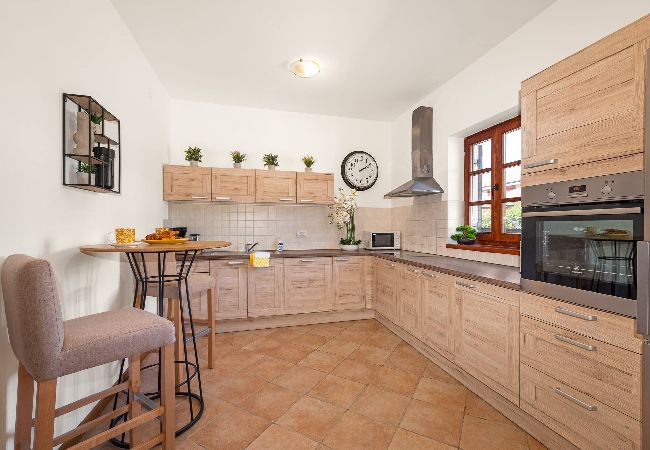 Villa in Ugljan - Villa Muline - four bedroom house with a swimming pool Villa in Ugljan - Villa Muline - four bedroom house with a swimming pool