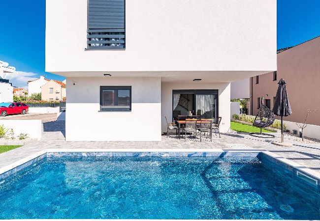 Villa in Vodice - Villa Ilma - three bedroom house with a swimming pool Villa in Vodice - Villa Ilma - three bedroom house with a swimming pool