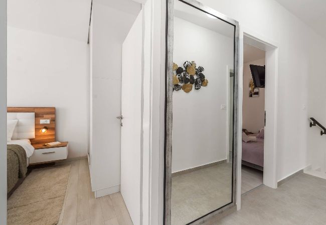 Villa in Vodice - Villa Ilma - three bedroom house with a swimming pool Villa in Vodice - Villa Ilma - three bedroom house with a swimming pool