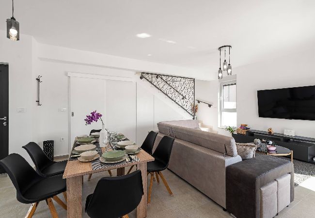 Villa in Vodice - Villa Ilma - three bedroom house with a swimming pool Villa in Vodice - Villa Ilma - three bedroom house with a swimming pool