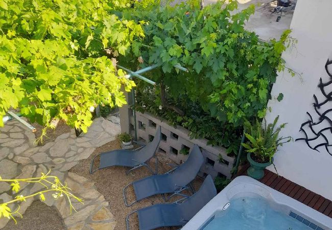 House in Pakoštane - Holiday Home Kotulin - three bedroom house with a terrace House in Pakoštane - Holiday Home Kotulin - three bedroom house with a terrace