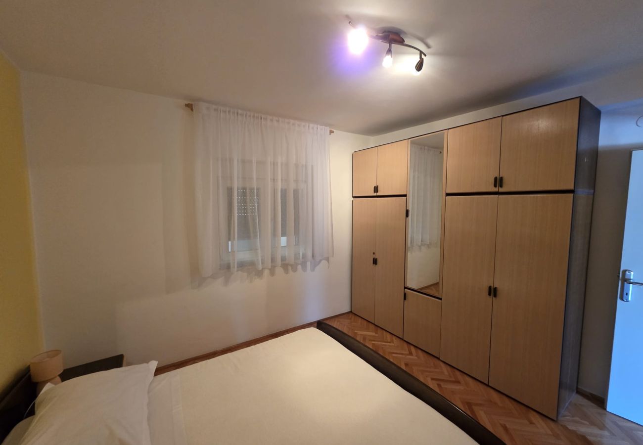 Apartment in Grebaštica - Apartments Miro - one bedroom