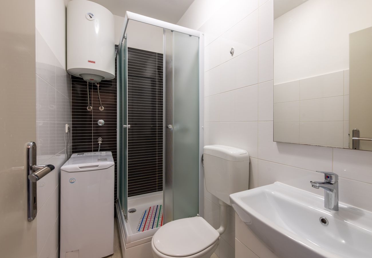 Apartment in Grebaštica - Apartments Miro - one bedroom