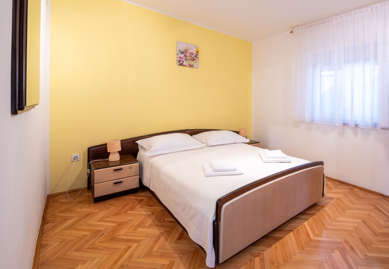 Apartment in Grebaštica - Apartments Miro - one bedroom