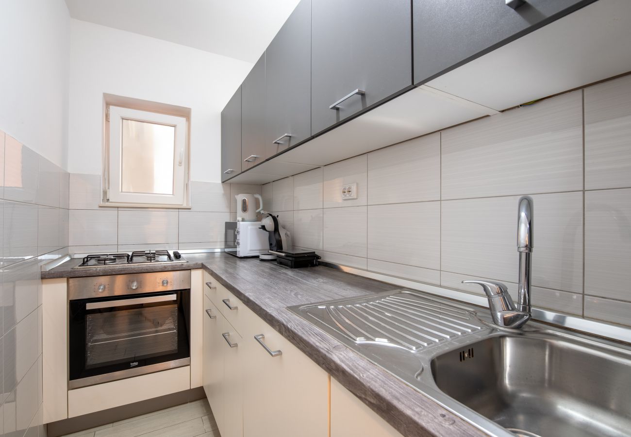Apartment in Grebaštica - Apartments Miro - one bedroom