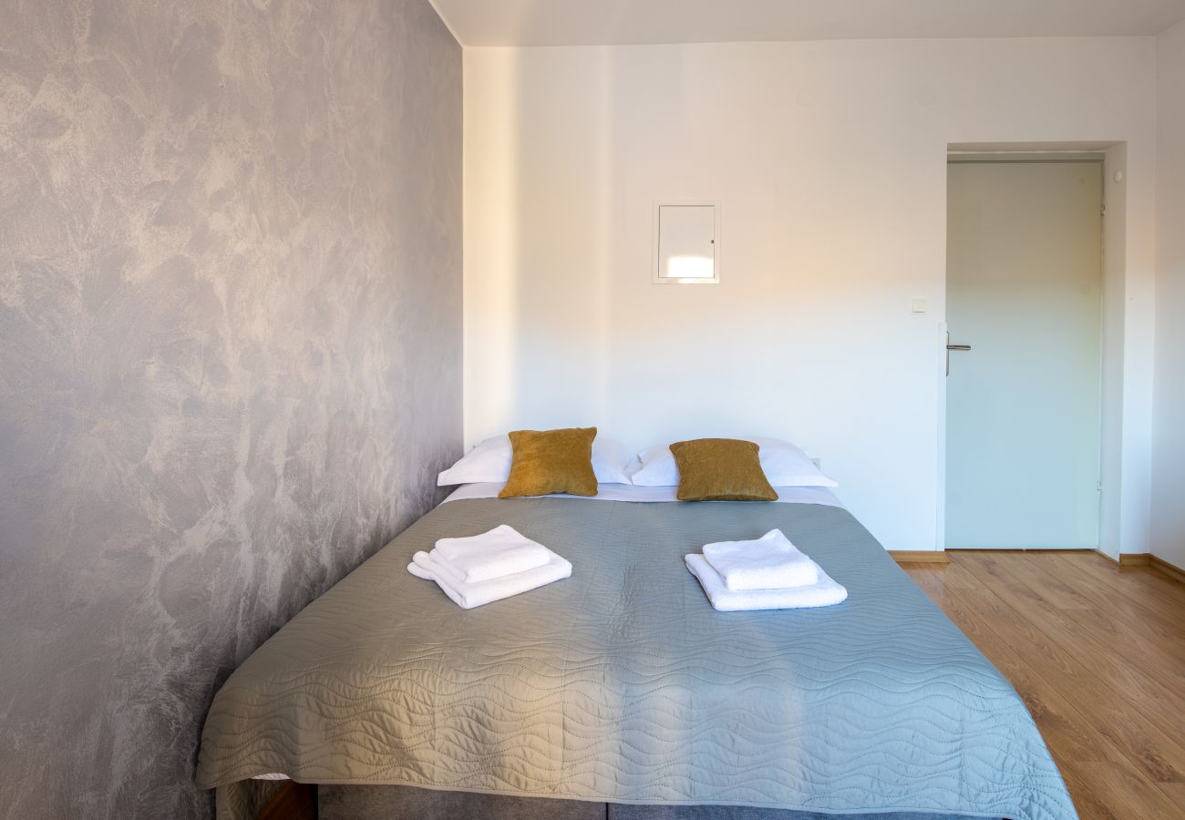 Apartment in Grebaštica - Apartments Miro - one bedroom