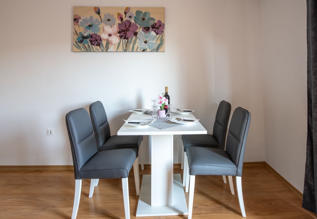 Apartment in Grebaštica - Apartments Miro - one bedroom