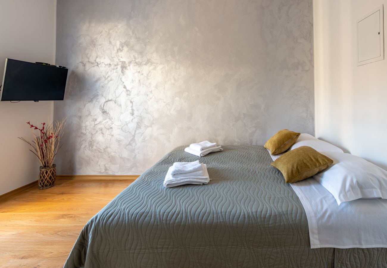 Apartment in Grebaštica - Apartments Miro - one bedroom
