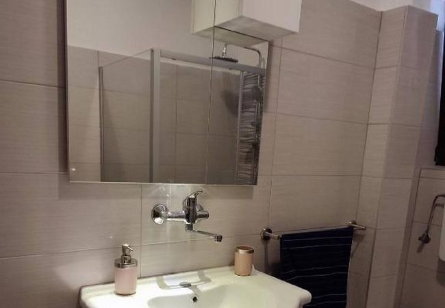 Apartment in Dinjiška - Apartments Dubravica - two bedroom apartment with a sea view Apartment in Dinjiška - Apartments Dubravica - two bedroom apartment with a sea view