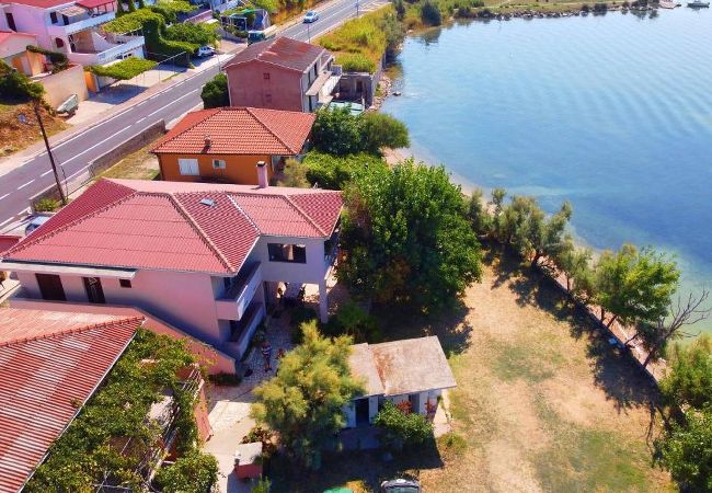 Apartment in Dinjiška - Apartments Dubravica - two bedroom apartment with a sea view Apartment in Dinjiška - Apartments Dubravica - two bedroom apartment with a sea view