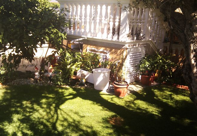 Apartment in Vodice - Apartments Gojevic - two bedroom apartment with a garden view A2 Apartment in Vodice - Apartments Gojevic - two bedroom apartment with a garden view A2