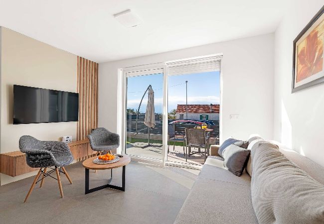 Apartment in Šibenik-Brodarica - Apartments Velic - Two bedroom apartment with a terrace B Apartment in Šibenik-Brodarica - Apartments Velic - Two bedroom apartment with a terrace B