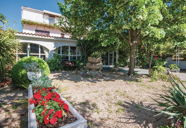 Apartment in Šibenik-Brodarica - Apartments Nena - Two bedroom apartment with a balcony (Paola A2) Apartment in Šibenik-Brodarica - Apartments Nena - Two bedroom apartment with a balcony (Paola A2)