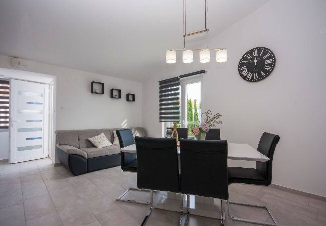Apartment in Pirovac - Apartments Sea and Sun - Apartment Sun  Apartment in Pirovac - Apartments Sea and Sun - Apartment Sun