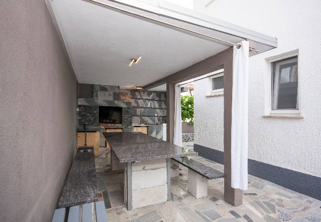 Apartment in Pirovac - Apartments Sea and Sun - Apartment Sun  Apartment in Pirovac - Apartments Sea and Sun - Apartment Sun