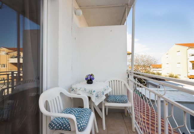 Apartment in Vodice - Apartments Anna - One bedroom apartment with a balcony Apartment in Vodice - Apartments Anna - One bedroom apartment with a balcony