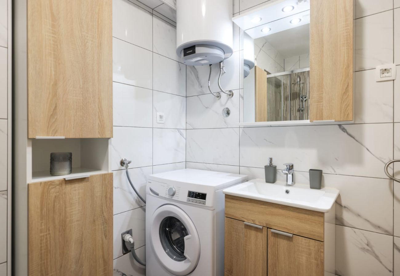 Apartment in Privlaka - Luxury apartments Sun@Set - One-room apartment with jacuzzi 