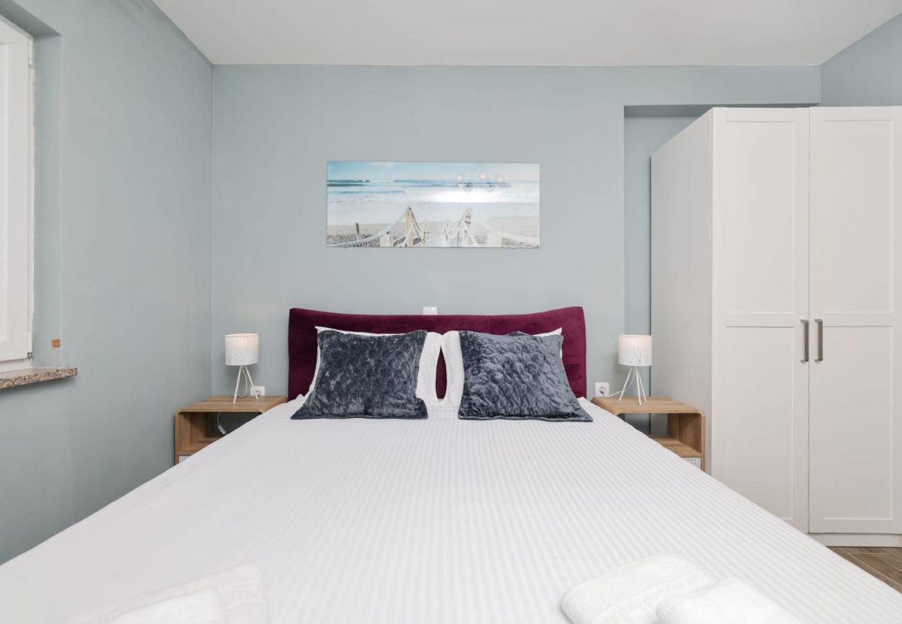 Apartment in Privlaka - Luxury apartments Sun@Set - One-room apartment with jacuzzi 