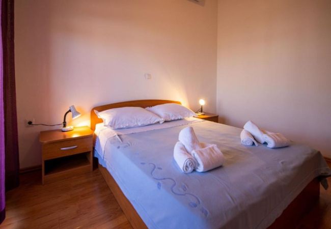 Apartment in Pašman - Apartments Torina Pašman - One bedroom apartment with a sea view A1 Apartment in Pašman - Apartments Torina Pašman - One bedroom apartment with a sea view A1