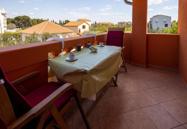 Apartment in Pašman - Apartments Torina Pašman - One bedroom apartment with a sea view A2 Apartment in Pašman - Apartments Torina Pašman - One bedroom apartment with a sea view A2