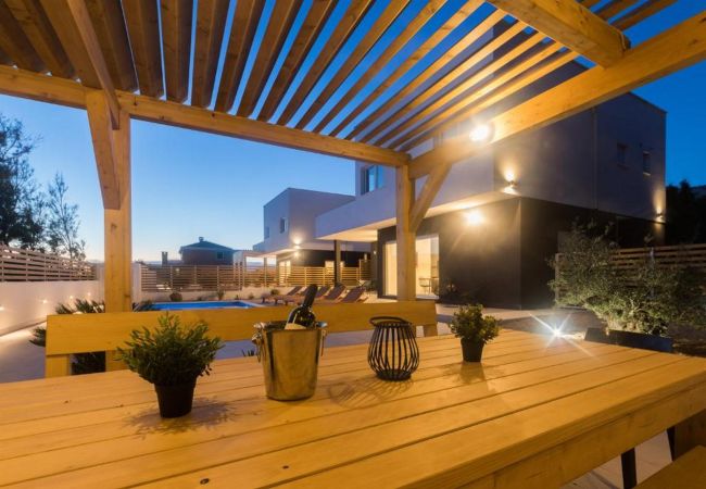 Villa in Pag - Villa Belveder I - Four bedroom house with outdoor pool Villa in Pag - Villa Belveder I - Four bedroom house with outdoor pool