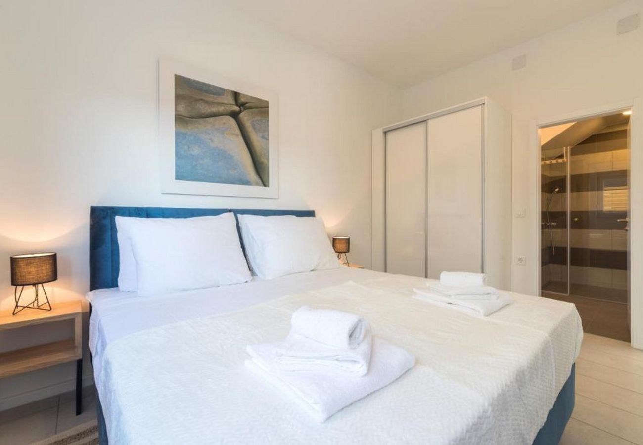 Villa in Pag - Villa Belveder I - Four bedroom house with outdoor pool