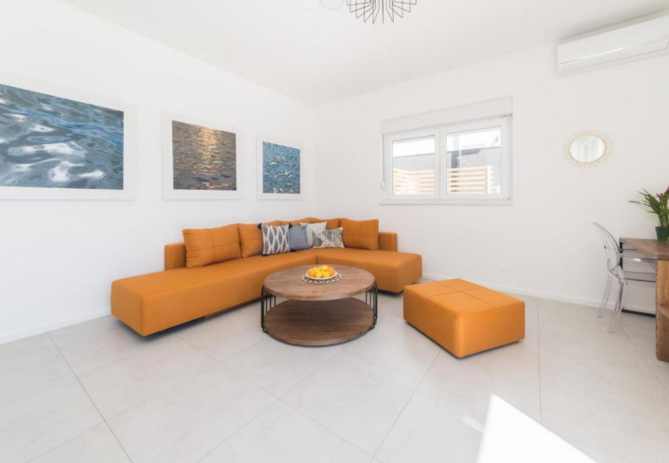 Villa in Pag - Villa Belveder II - Four bedroom house with outdoor pool