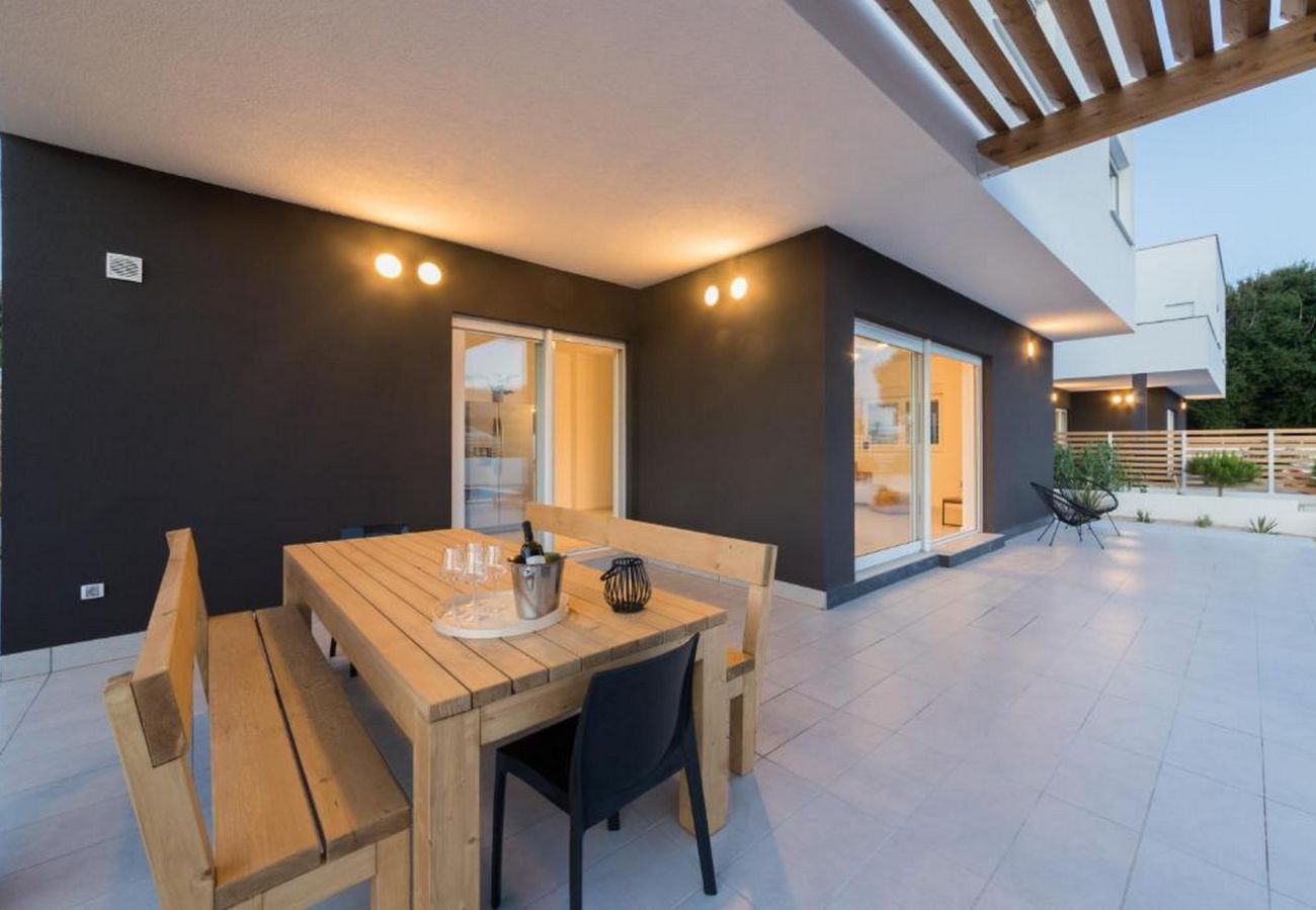 Villa in Pag - Villa Belveder II - Four bedroom house with outdoor pool