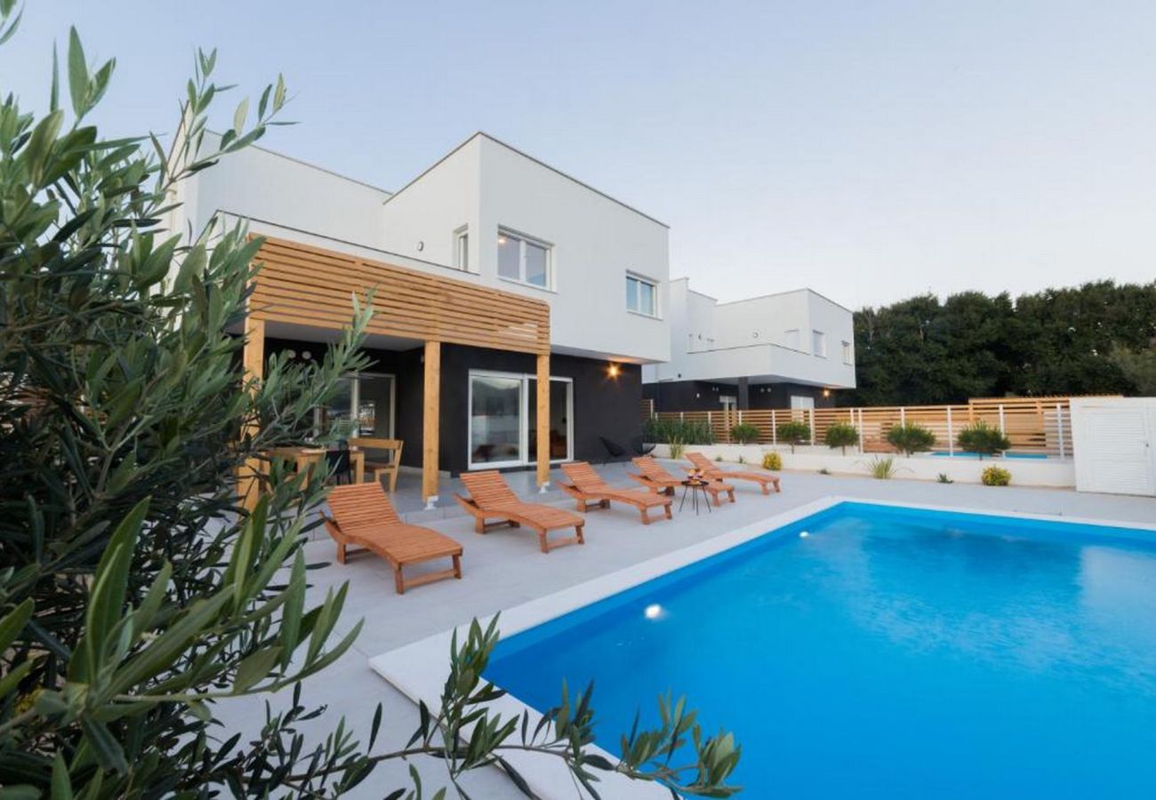 Villa in Pag - Villa Belveder II - Four bedroom house with outdoor pool