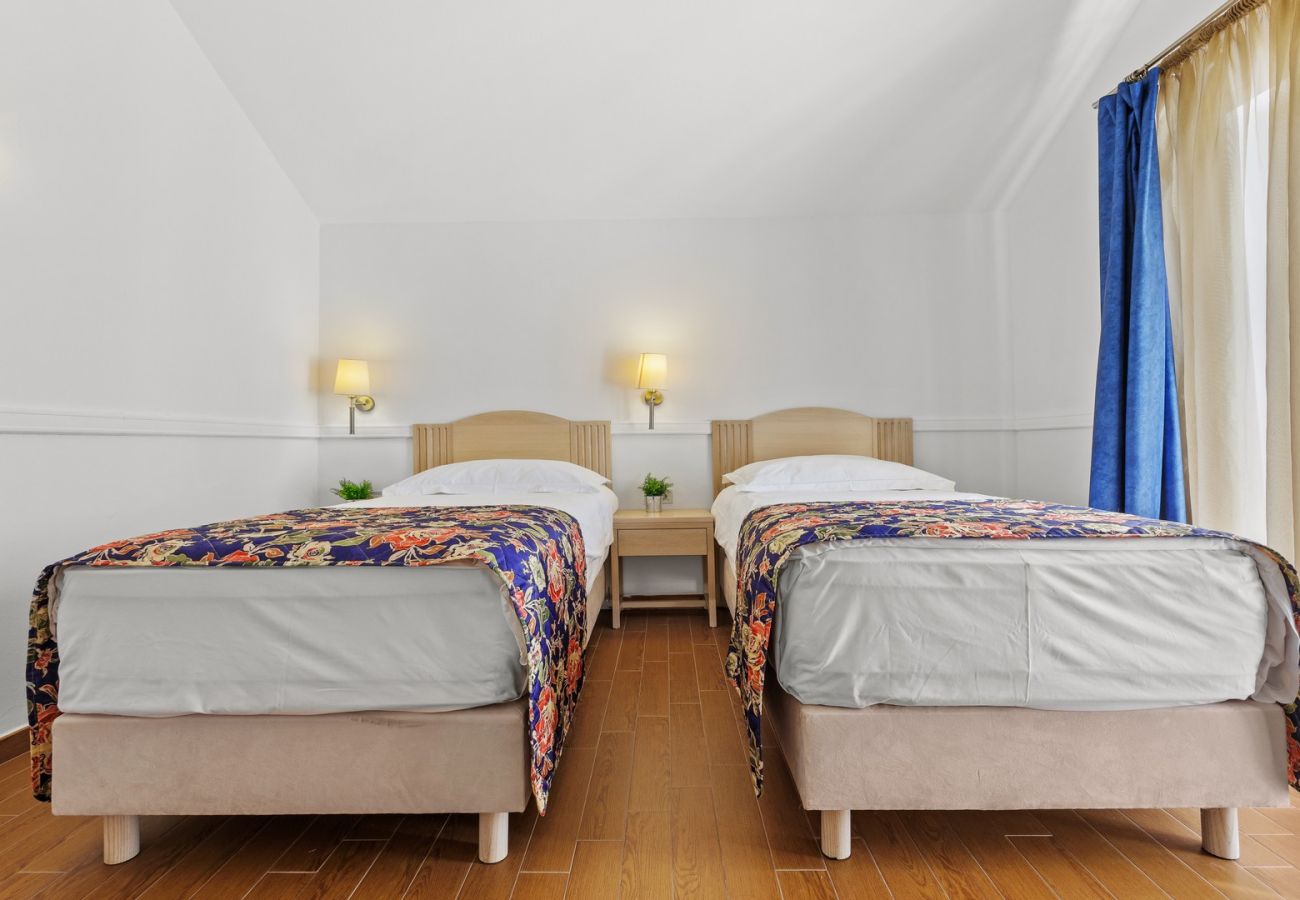 Apartment in Šibenik - Resort Apartment A3 (4+3)