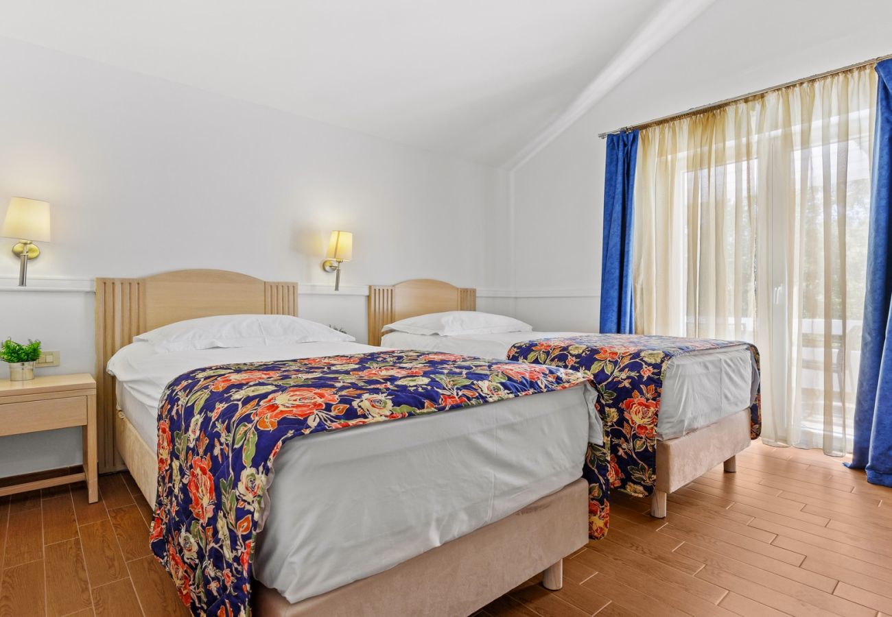 Apartment in Šibenik - Resort Apartment A3 (4+3)