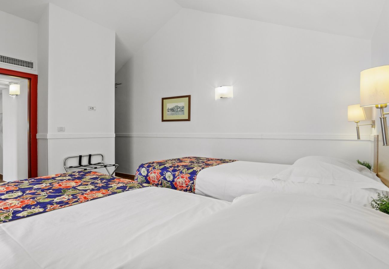 Apartment in Šibenik - Resort Apartment A3 (4+3)