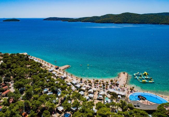 Apartment in Šibenik - Resort A1 Apartment (2+2) sea view Apartment in Šibenik - Resort A1 Apartment (2+2) sea view