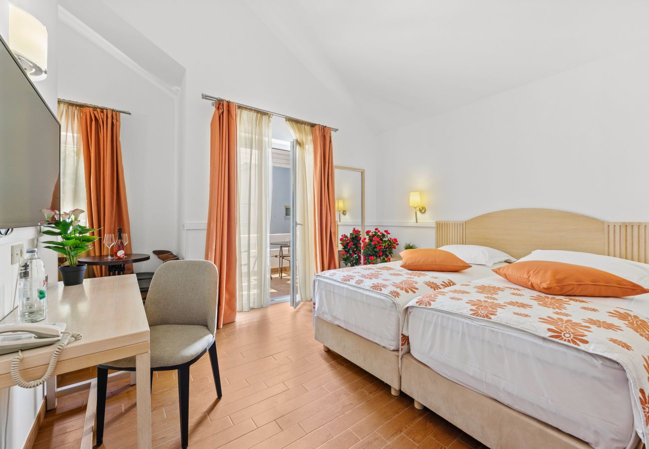 Apartment in Šibenik - Resort Apartment A1 (2+2)
