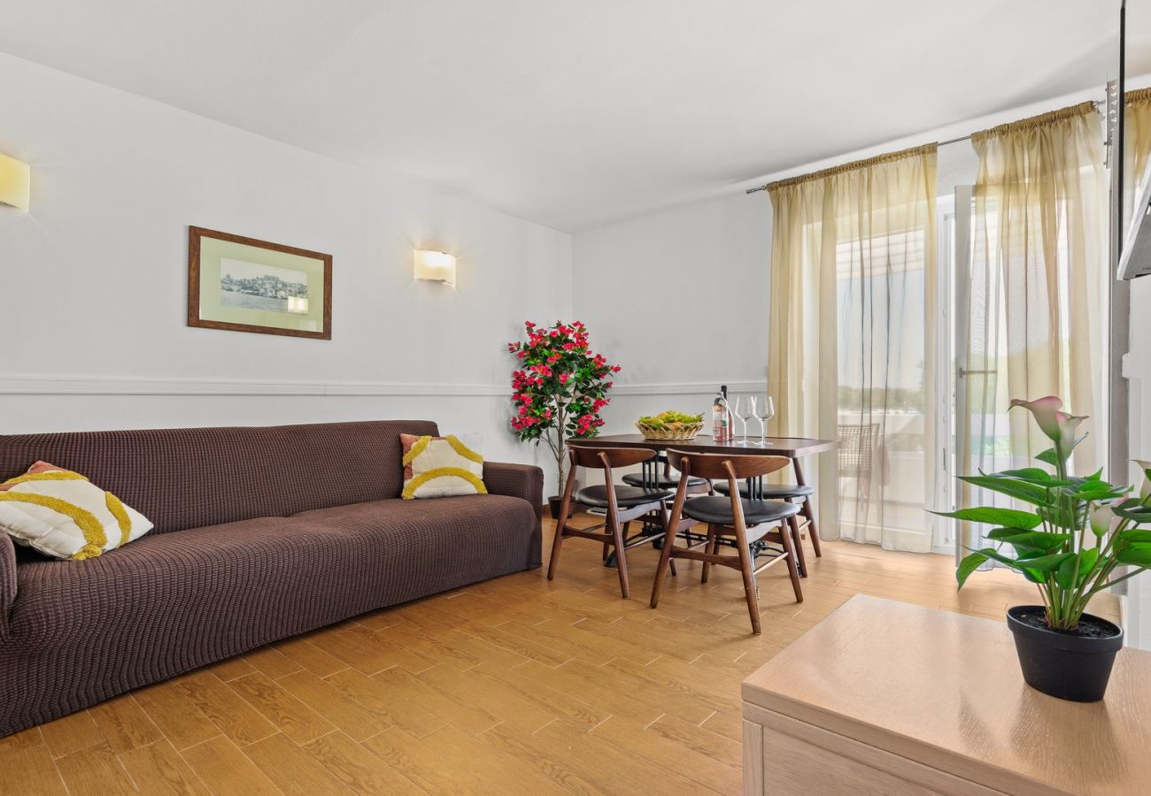 Apartment in Šibenik - Resort Apartment A2 (3+2)