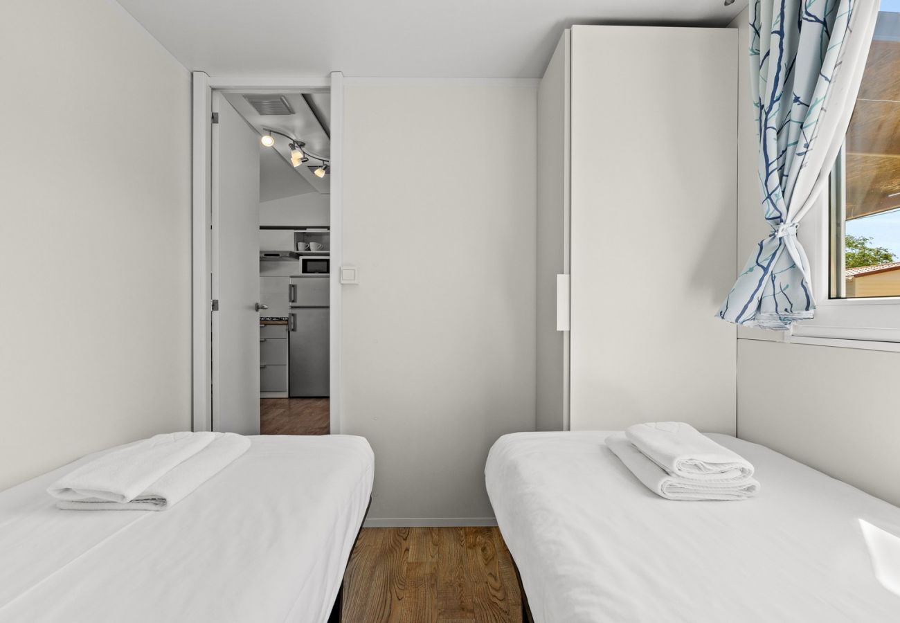 Mobile home in Šibenik - Resort Mobile Home - three bedroom