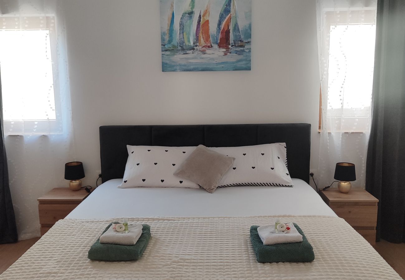 Apartment in Karlobag - Apartments Rina - one bedroom apartment A4