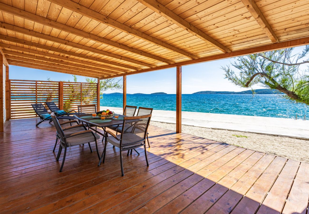 Mobile home in Šibenik - Resort Deluxe Mobile Home (6+1) Beachfront