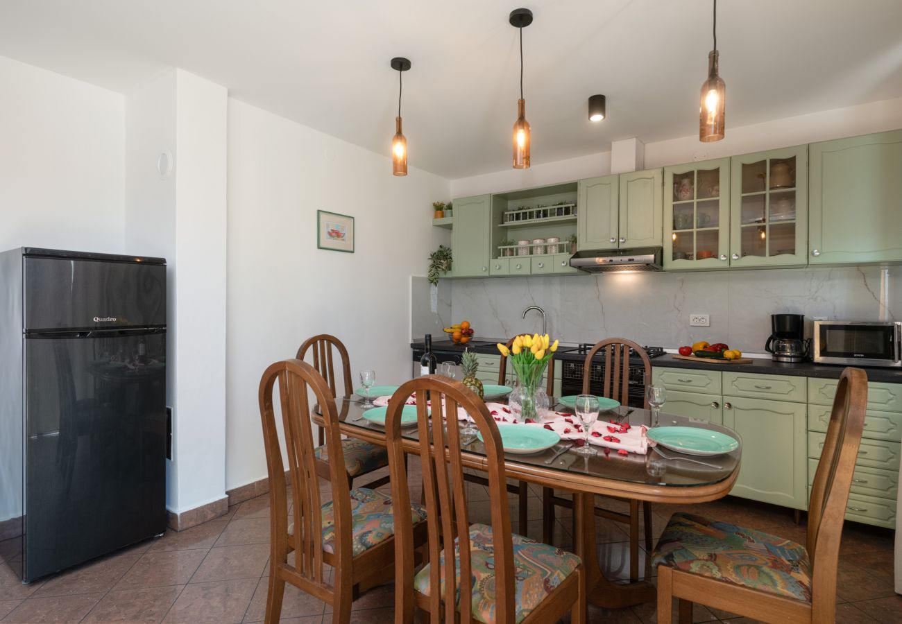 House in Vodnjan - Charming Holiday House Mara