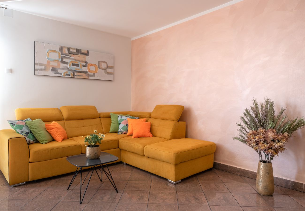 House in Vodnjan - Charming Holiday House Mara