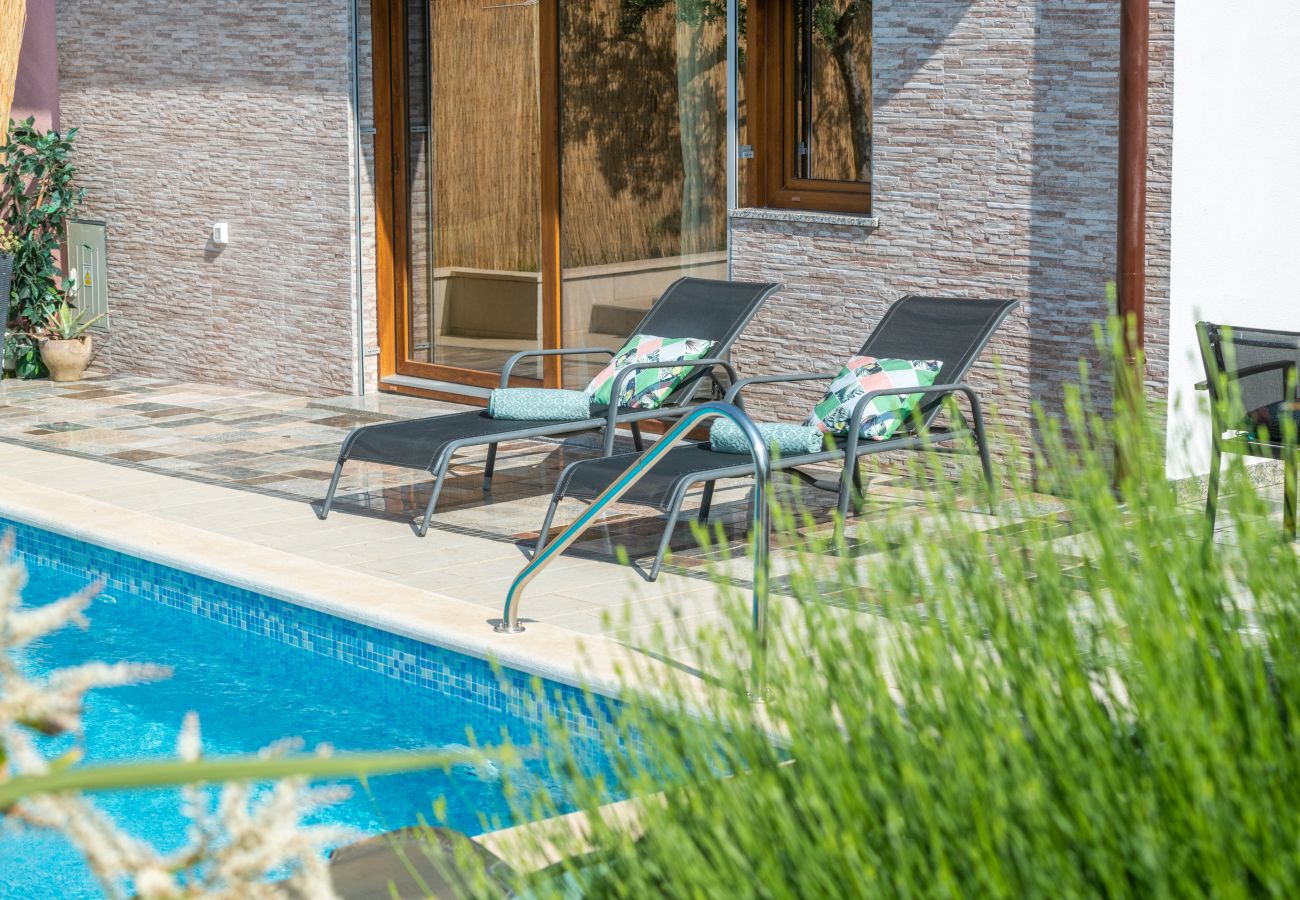 House in Vodnjan - Charming Holiday House Mara