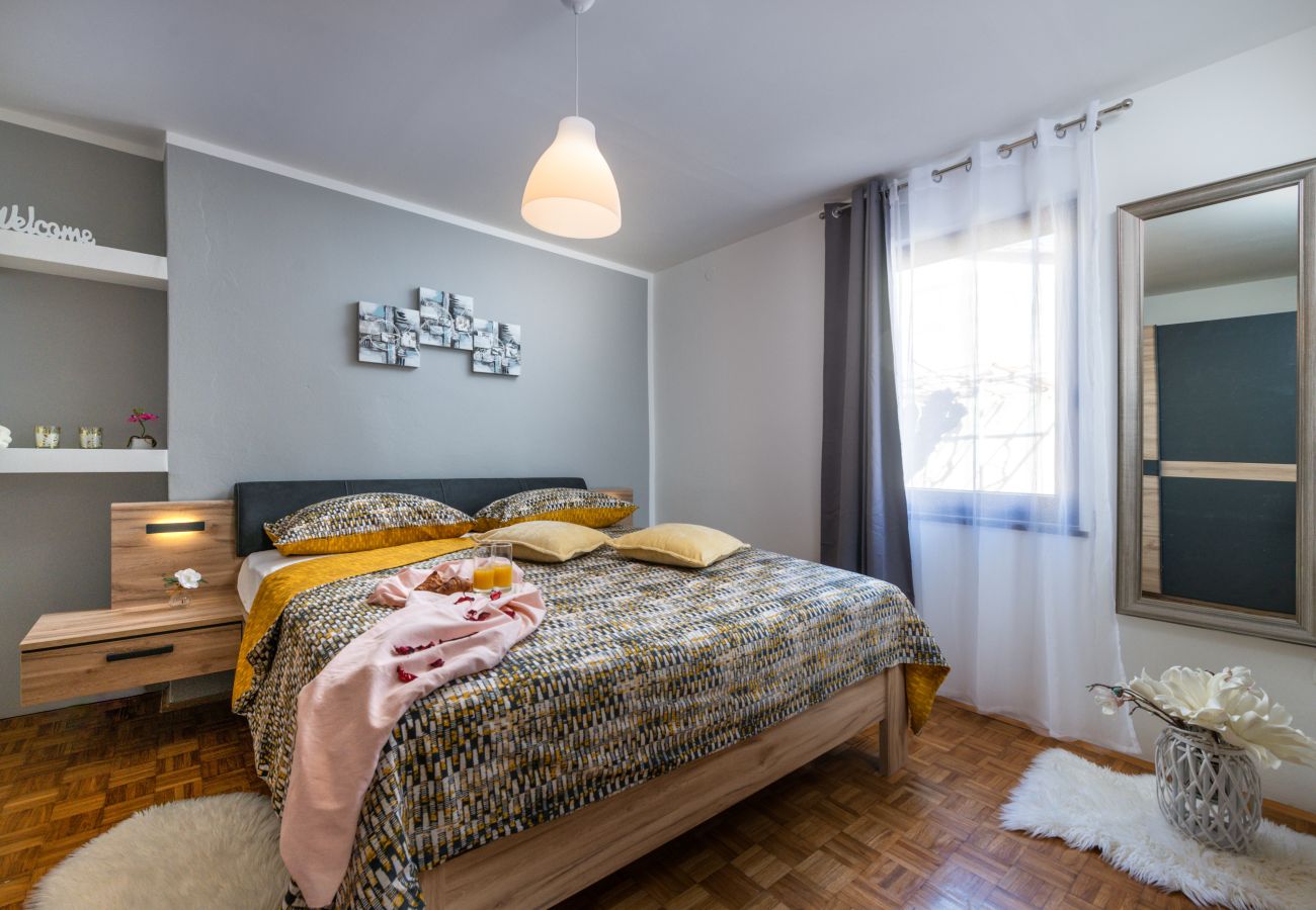 House in Vodnjan - Charming Holiday House Mara