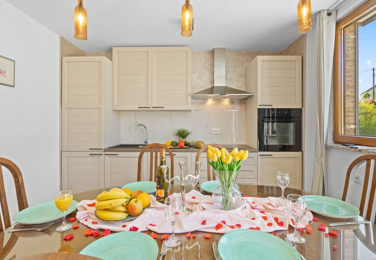 House in Vodnjan - Charming Holiday House Mara