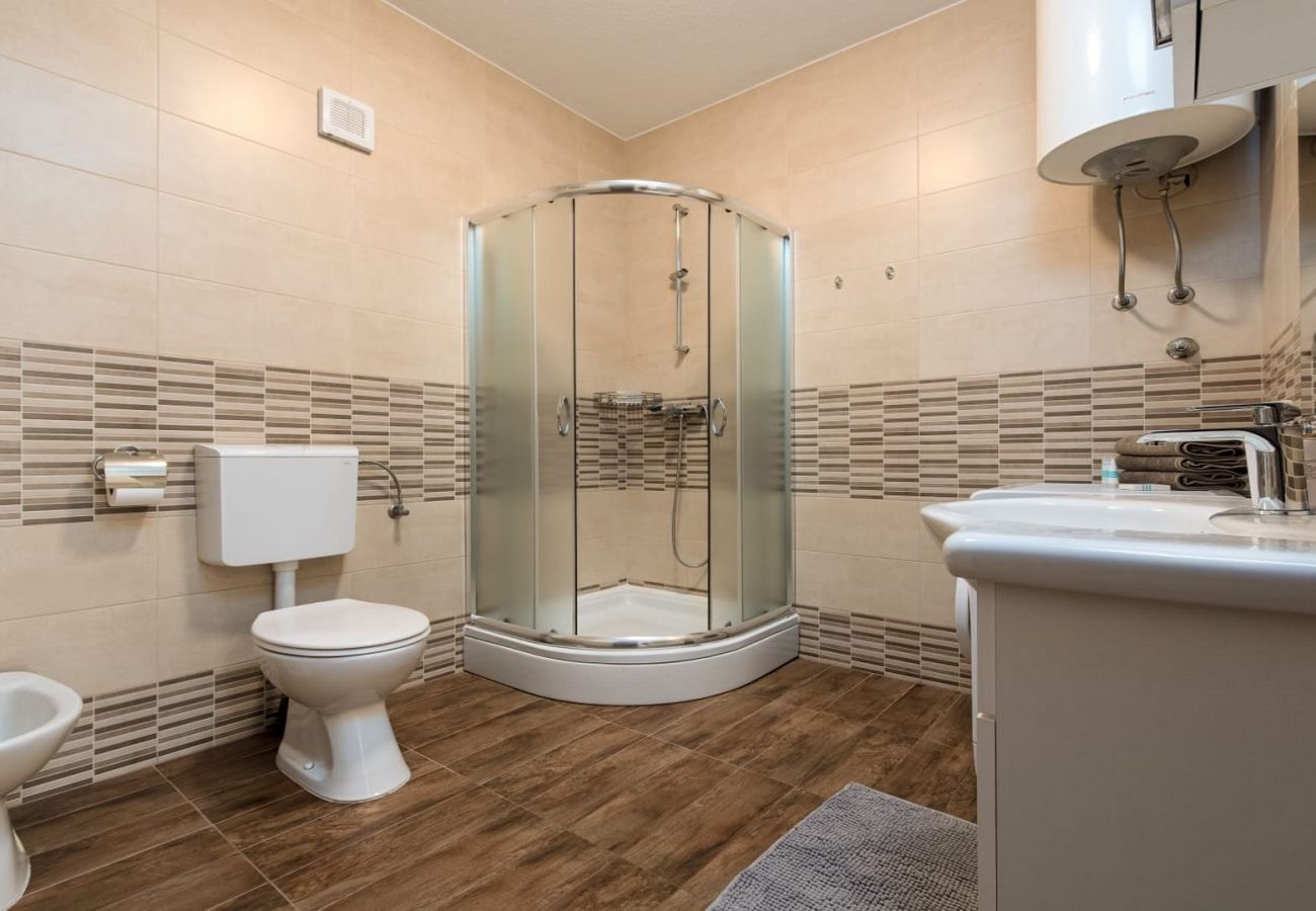 Apartment in Sukošan - Apartment Dora - Two bedroom apartment with terrace