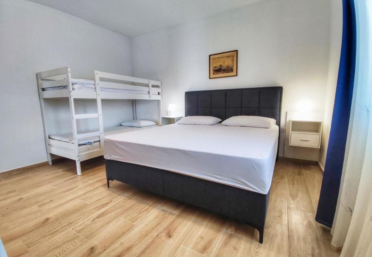 House in Ražanac - House Rose - three bedroom house with outdoor pool