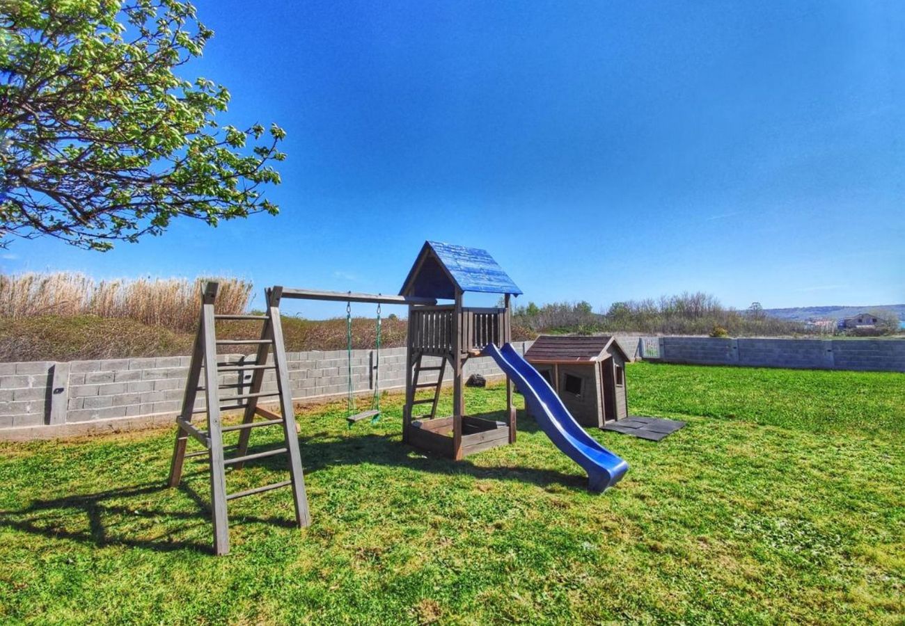 House in Ražanac - House Rose - three bedroom house with outdoor pool