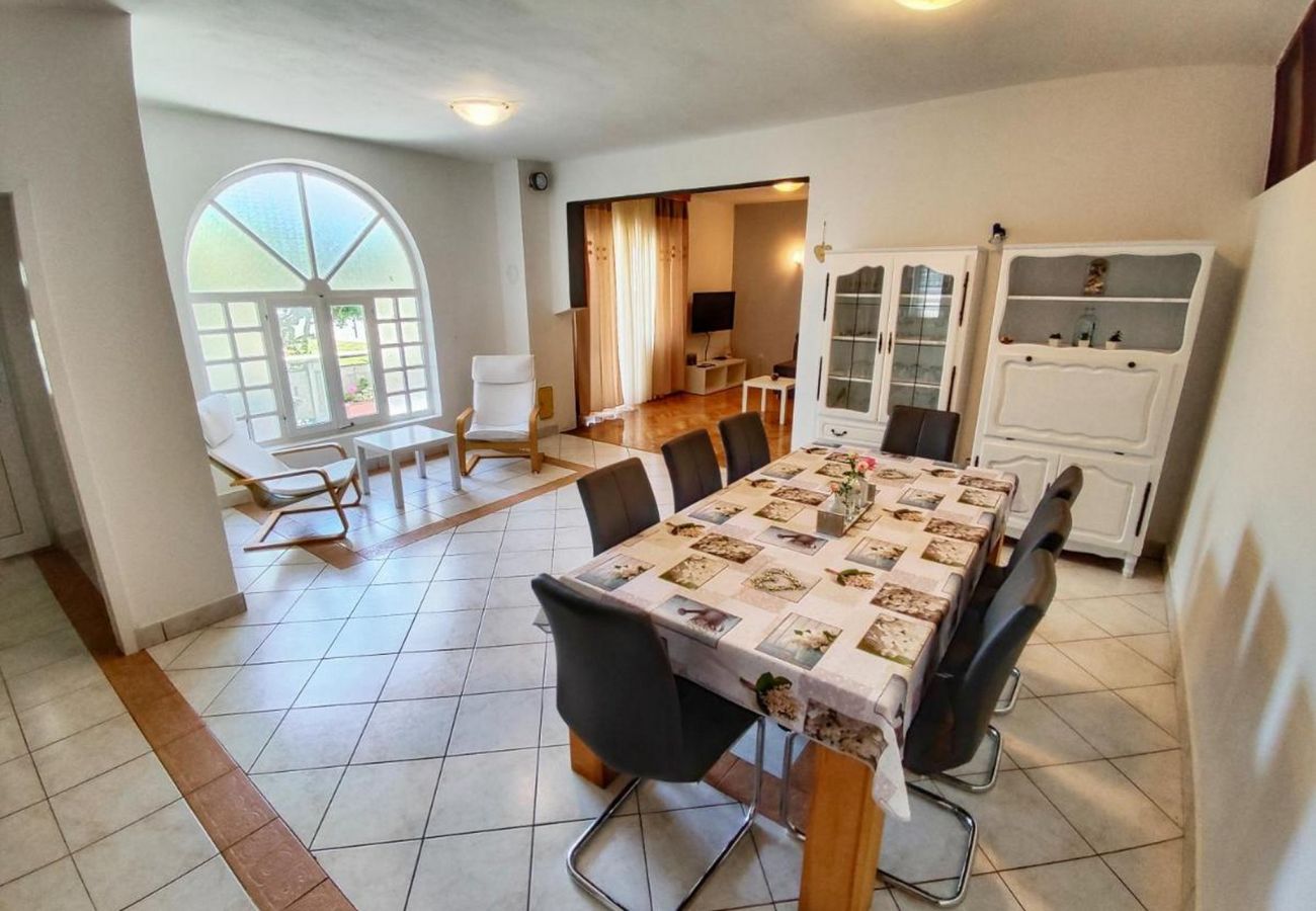 House in Ražanac - House Rose - three bedroom house with outdoor pool