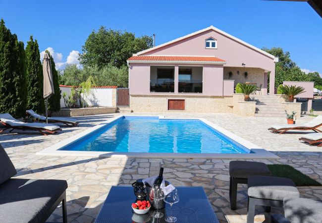 House in Policnik - Villa Marija - Charming three bedroom house with a pool House in Policnik - Villa Marija - Charming three bedroom house with a pool
