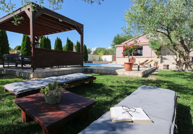 House in Policnik - Villa Marija - Charming three bedroom house with a pool House in Policnik - Villa Marija - Charming three bedroom house with a pool