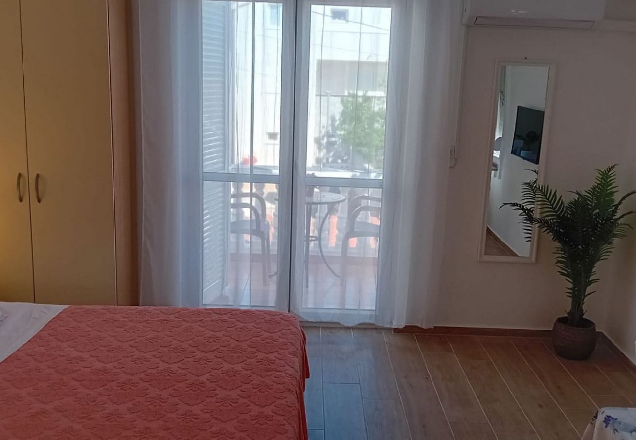 Studio in Tribunj - Apartments Alaga - Studio D